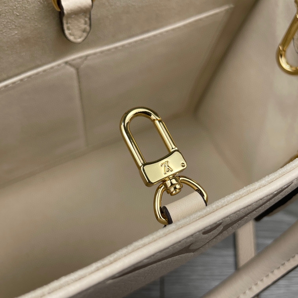 ルイヴィトンバッグ角部分ディテール